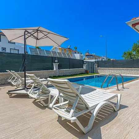 Near By The Land Of Legend's Private Pool Sun